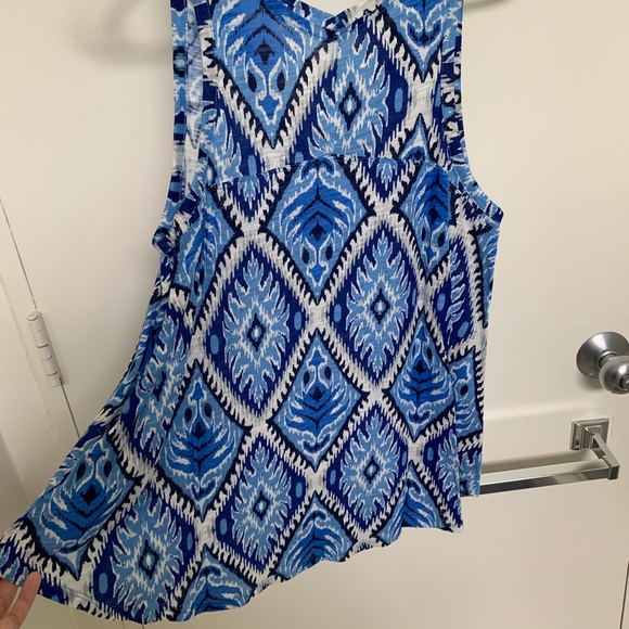 NWOT Gap Women's Top - Picture 4 of 6